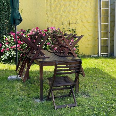 Modernes Studio Mit Separater Kueche Reutlingen Exterior foto